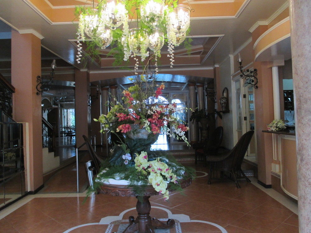 Chateau Del Mar Davao Exterior foto